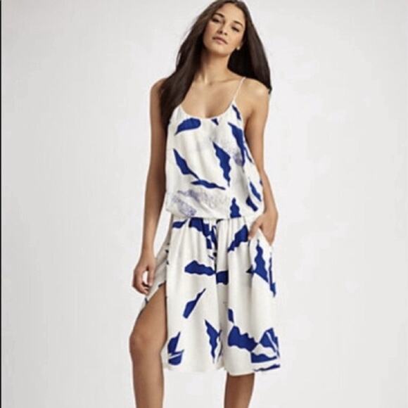 DIANE VON FURSTENBERG Silk Shorts Jumpsuit 6 Blue White Pockets Spaghetti EUC - Picture 3 of 13